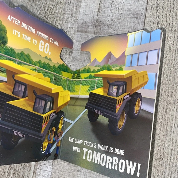 TONKA mighty dump truck hardback children’s small book - Picture 8 of 9